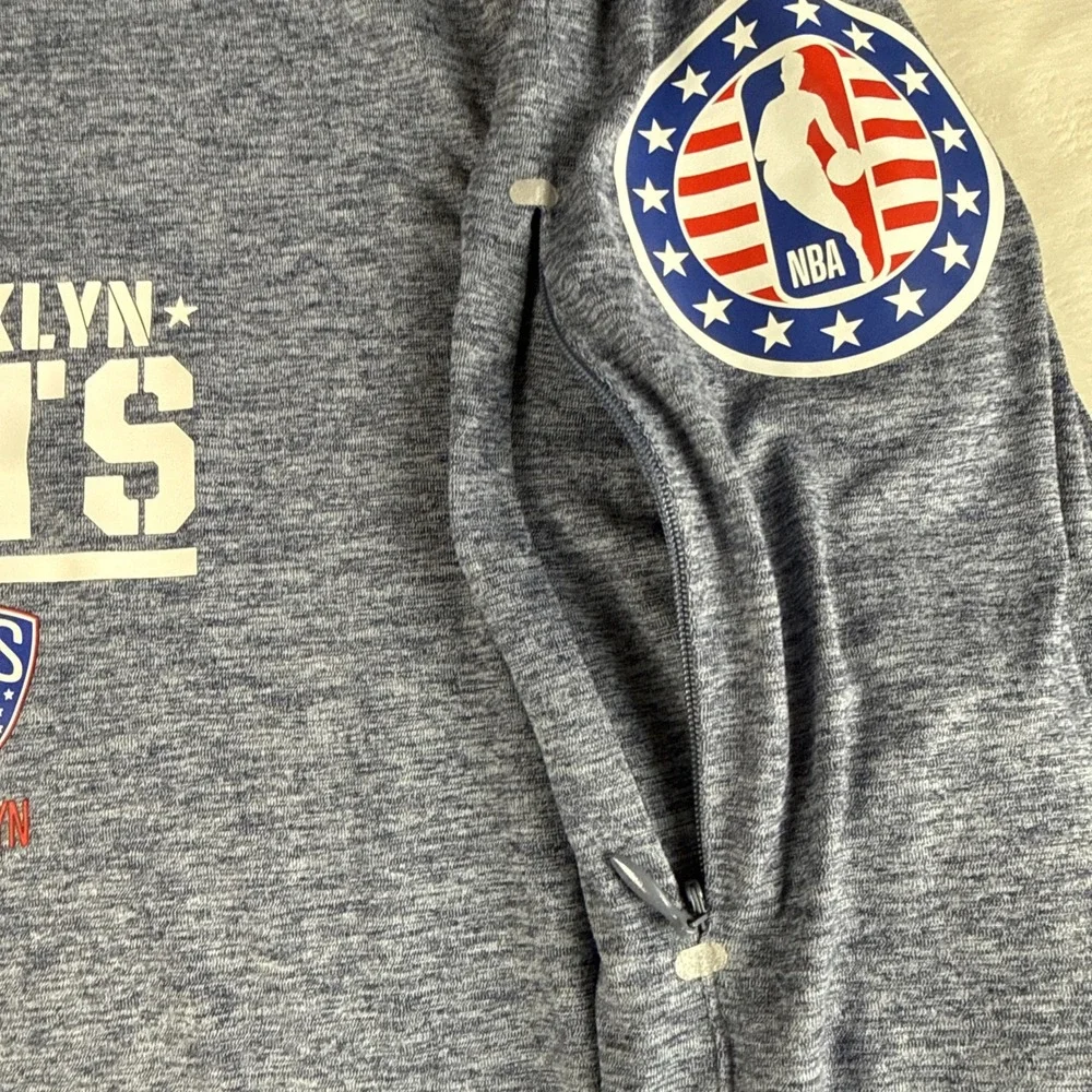 Fanatics Brooklyn Nets 1/4 Zip Pullover Mens L Gray NBA Long Sleeve Athletic Top